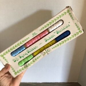 Vtg Regal Greetings and Gifts Curling Ribbon